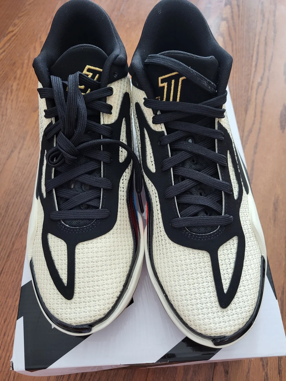 Jordan Tatum 1 Men's 9.5 Low-Top Sneakers in Cream and Black
